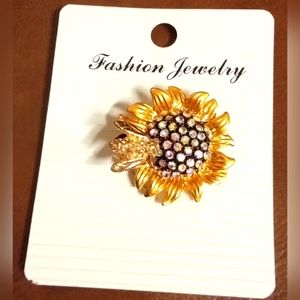 🌹Sunflower and bee fashion brooch
